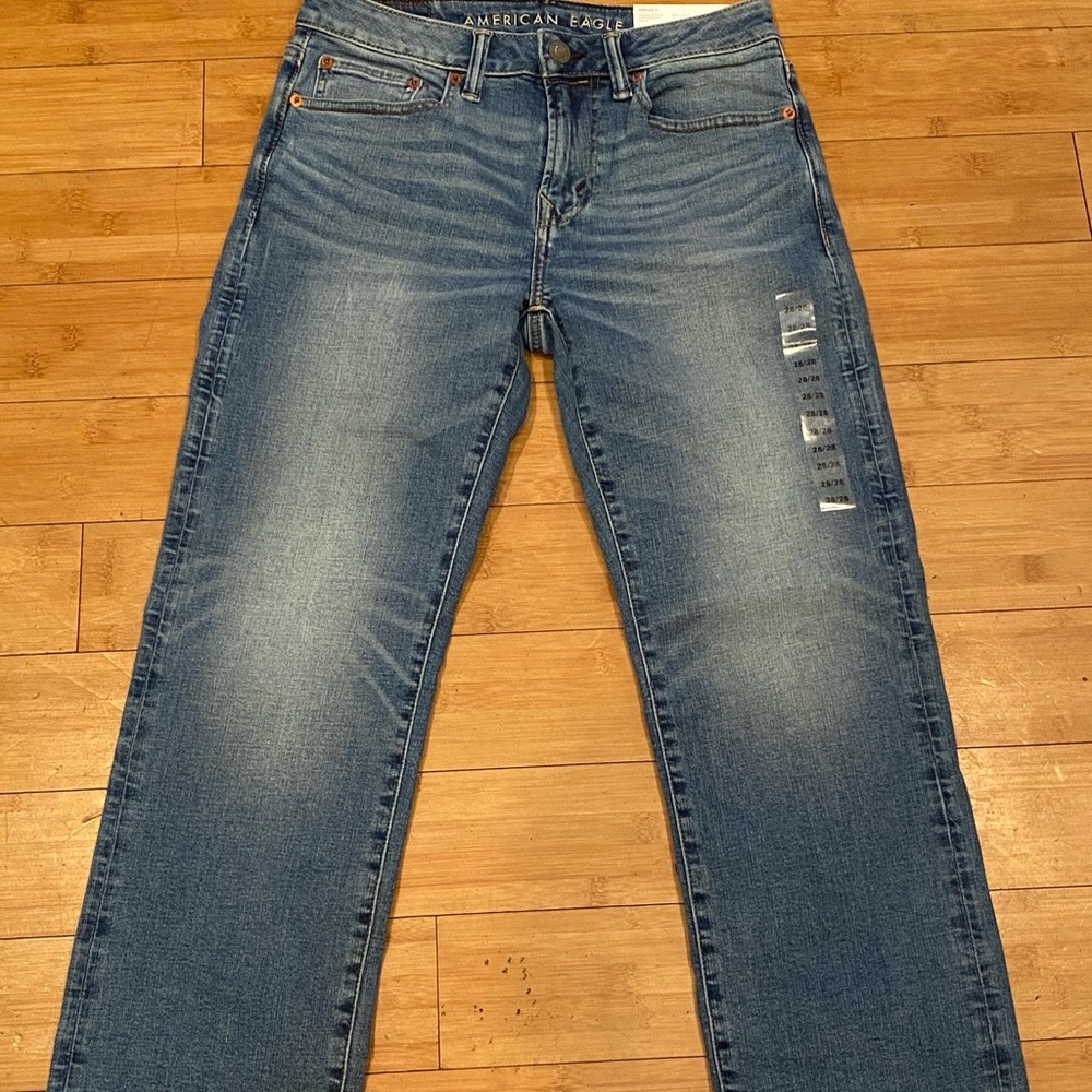 New with tags size 28x28 American Eagle jeans